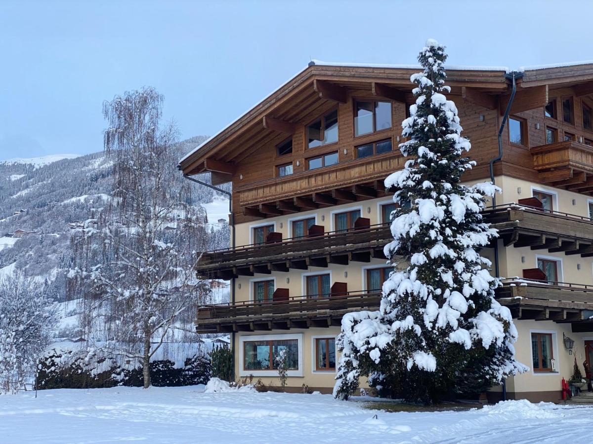 Pension Dorferwirt Bramberg am Wildkogel Luaran gambar