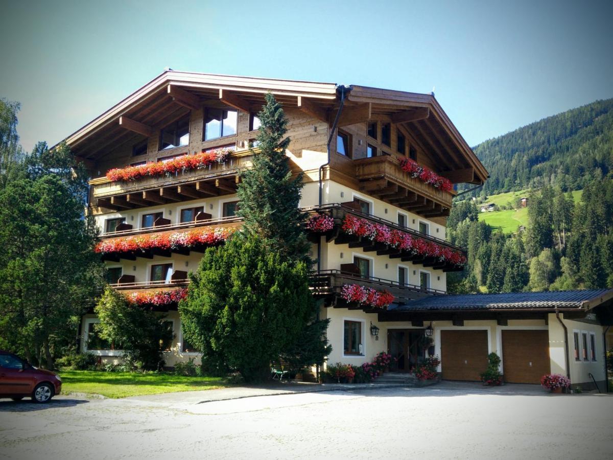 Pension Dorferwirt Bramberg am Wildkogel Luaran gambar