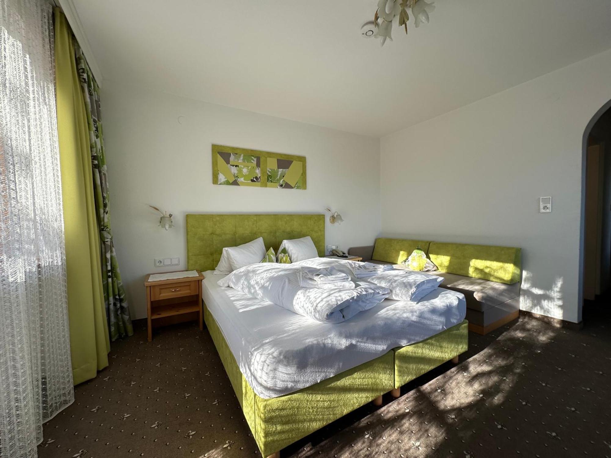 Pension Dorferwirt Bramberg am Wildkogel Bilik gambar